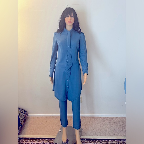 Formal Suit - Picture 5 of 5